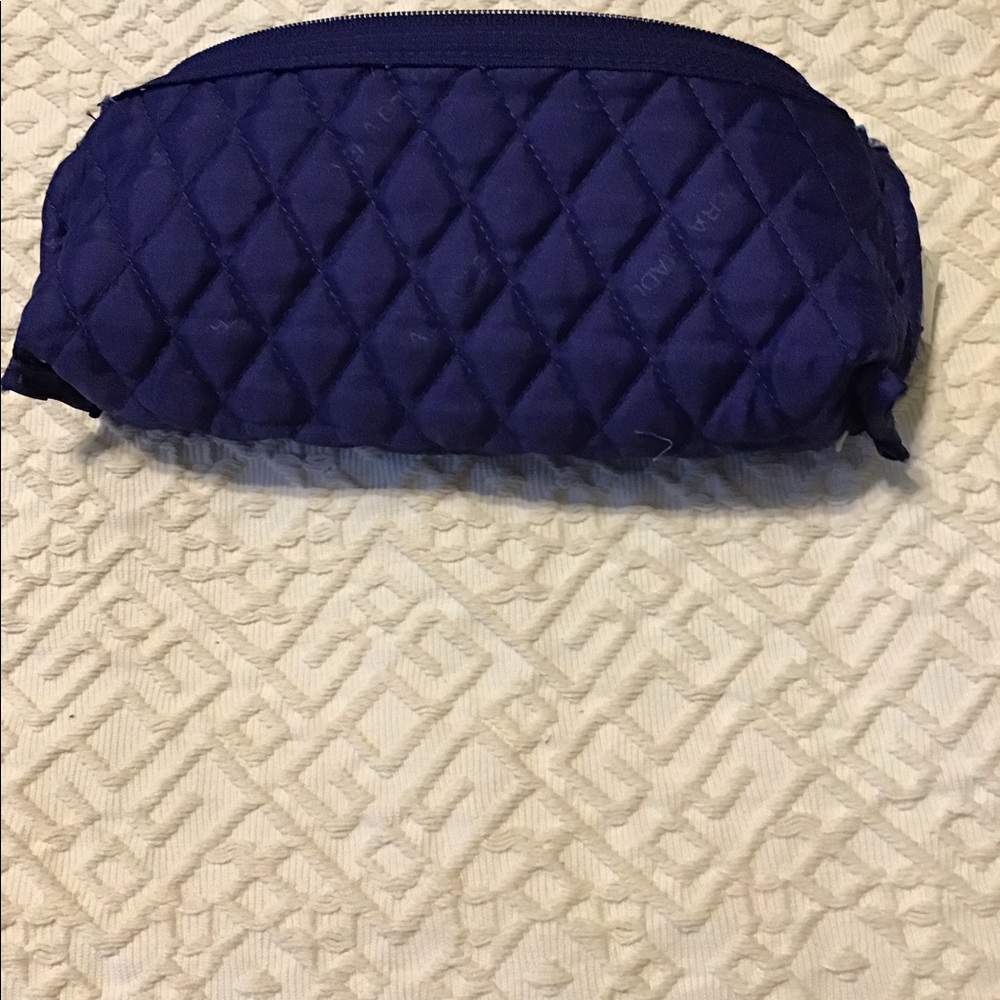 Vera Bradley make up bag - Picture 4 of 4